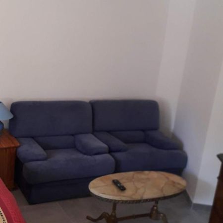 Confortable En Hyper Centre Parking Gratuit Dans La Rue Acces Avec Boite A Clee Apartment Castres  Exterior foto